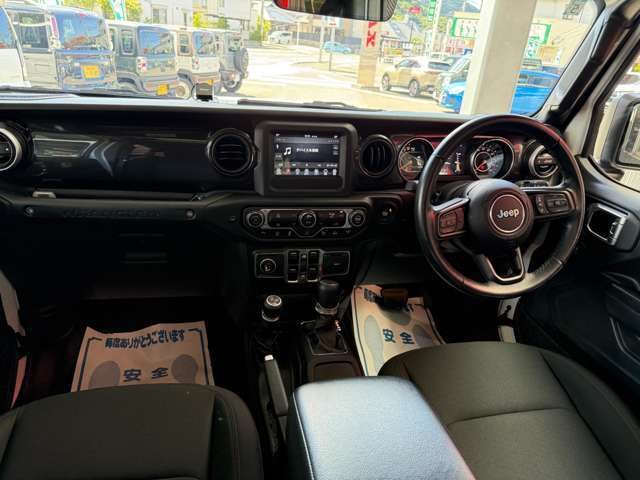 車両画像4