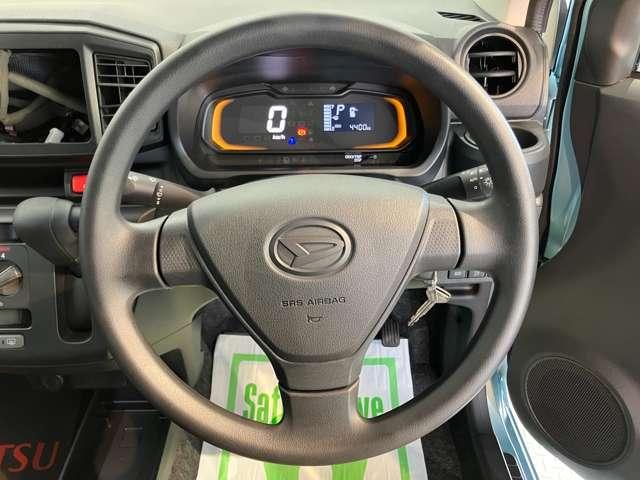 車両画像12