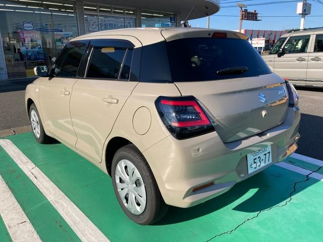 車両画像10