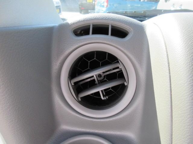 車両画像16
