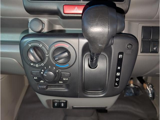 車両画像11