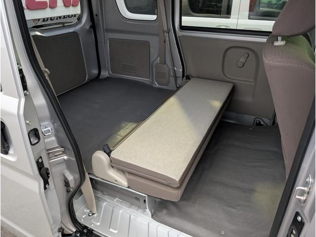 車両画像16