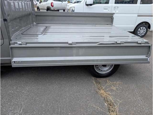 車両画像18