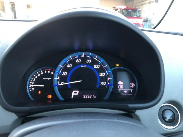 車両画像11