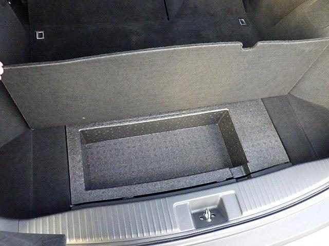 車両画像17