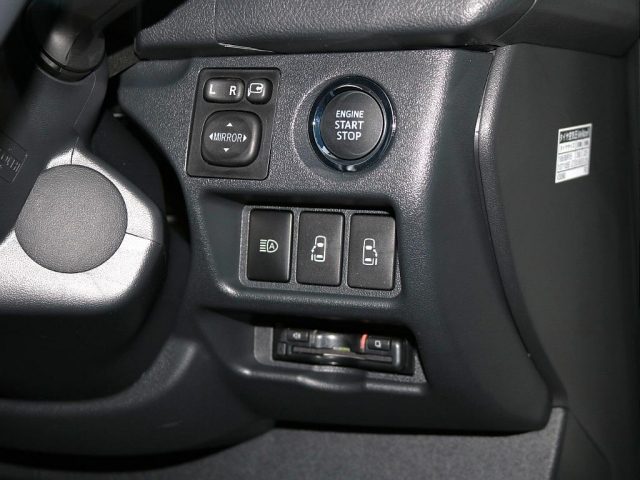 車両画像13