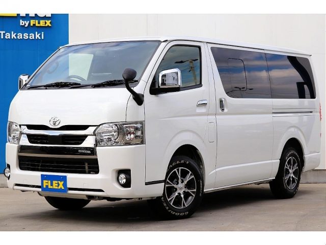 ハイエースバン　２ＷＤ　５Ｄ２．８ＤＴスーパーＧＬダークプライム