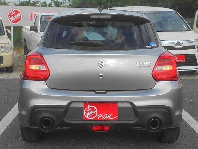 車両画像8
