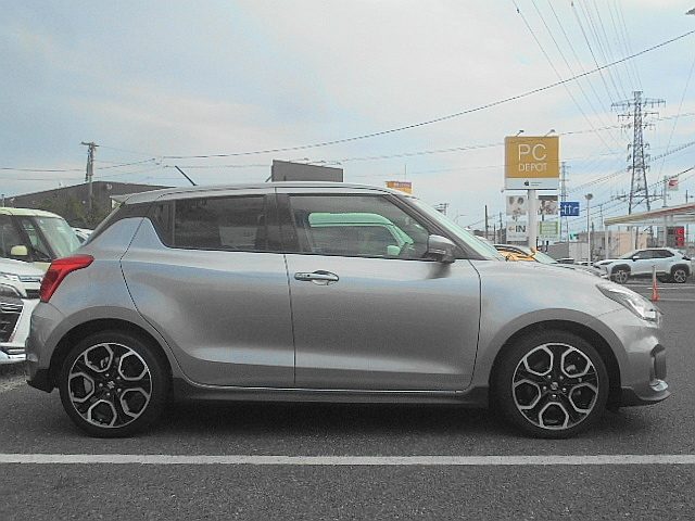車両画像11