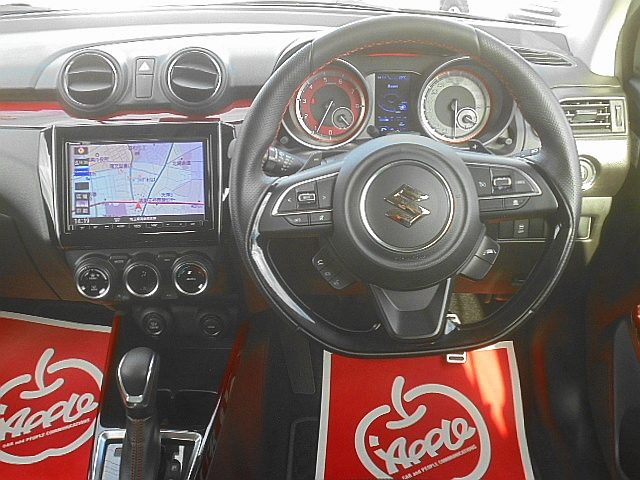 車両画像13