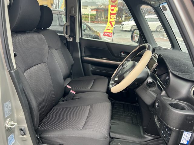 車両画像12