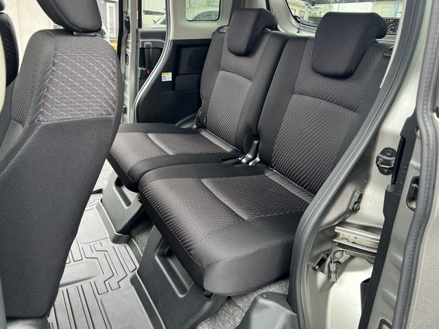 車両画像16