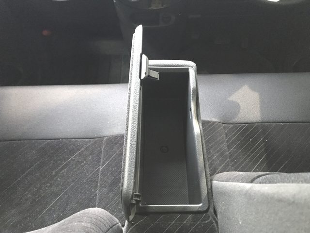 車両画像16