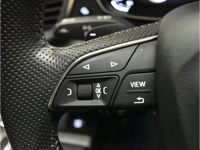車両画像24