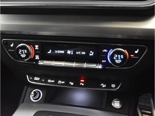 車両画像28