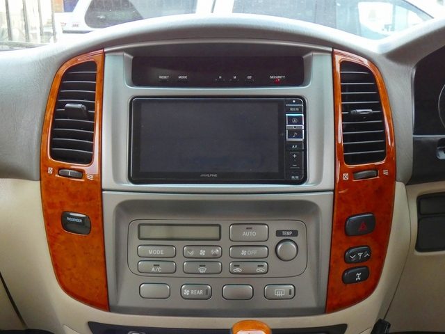 車両画像15