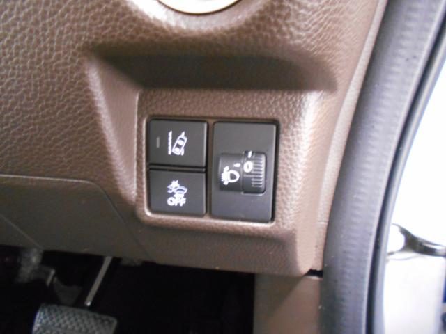 車両画像30