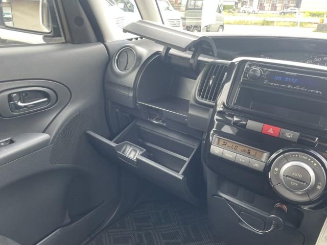 車両画像24