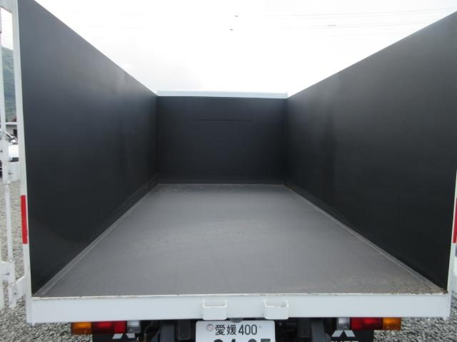 車両画像13