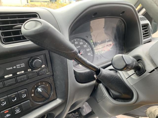 車両画像16