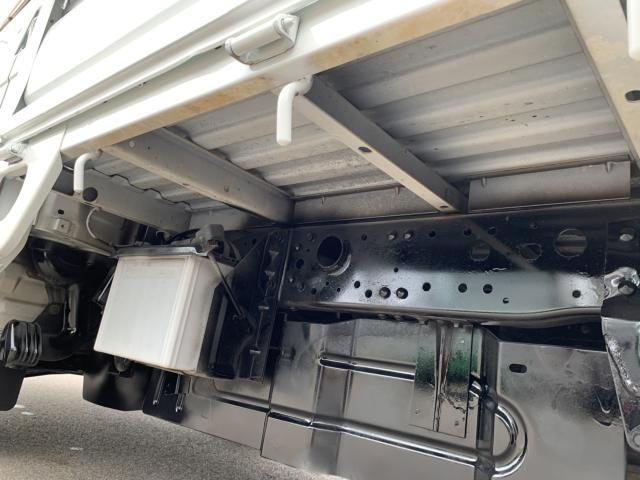 車両画像25