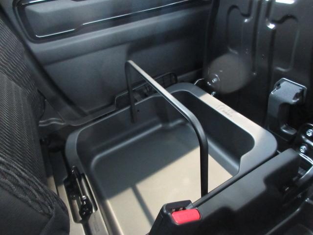 車両画像16
