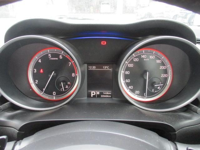 車両画像10