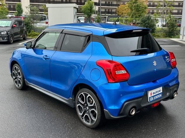 車両画像8