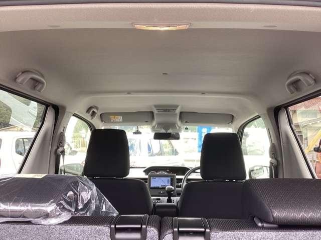車両画像12
