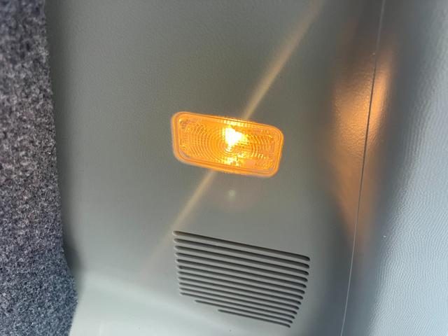 車両画像16