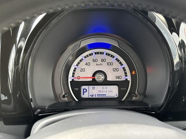 車両画像12