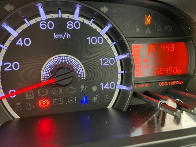 車両画像16