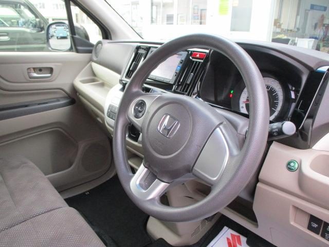 車両画像18