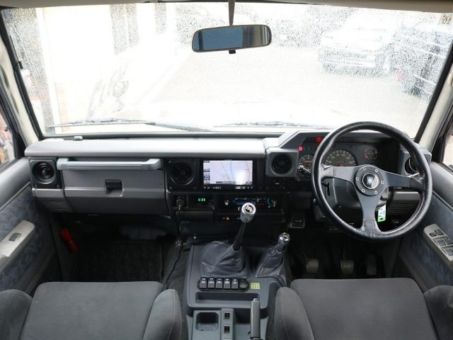 車両画像2