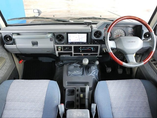 車両画像2