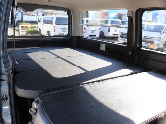 車両画像13