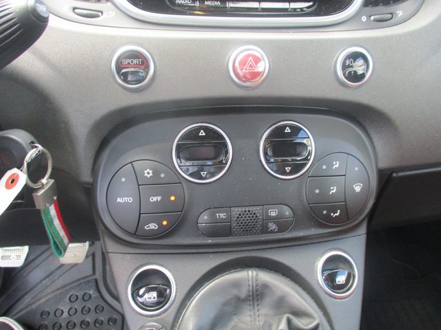 車両画像23