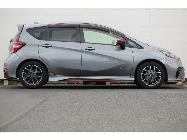 車両画像4