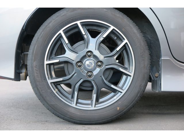車両画像28