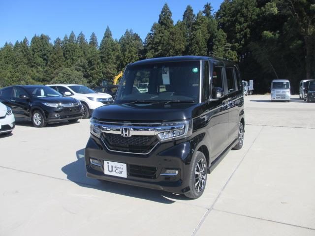 Ｎ　ＢＯＸ　カスタム　４ＷＤ　Ｇ　Ｌ　ホンダセンシング