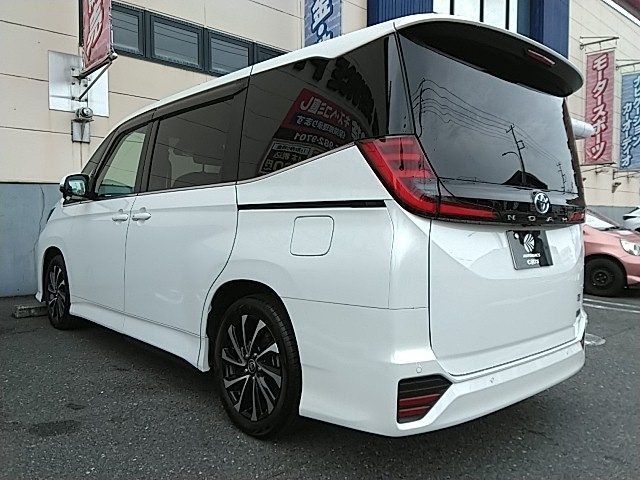 車両画像18