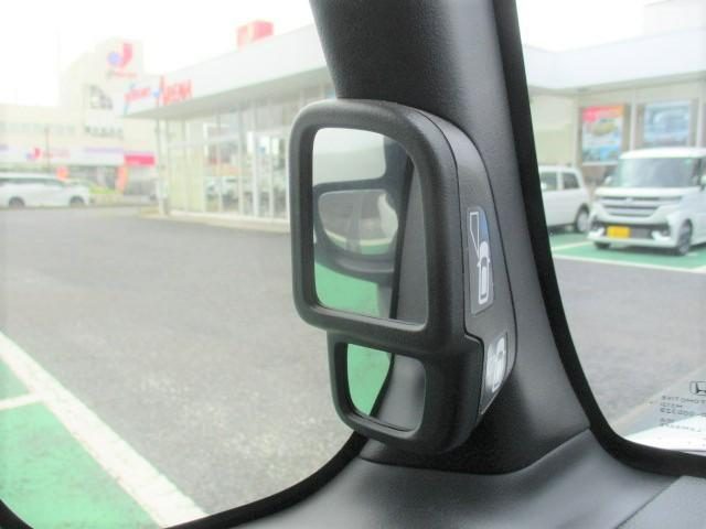 車両画像16