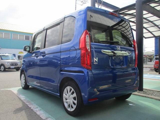 車両画像16