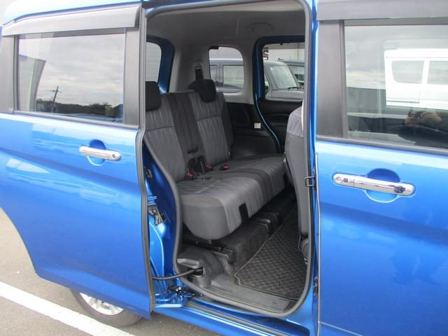車両画像11