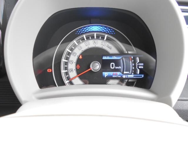 車両画像16
