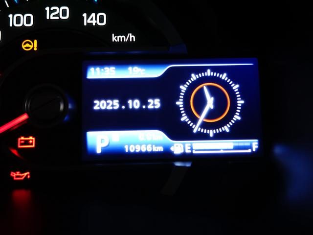 車両画像14