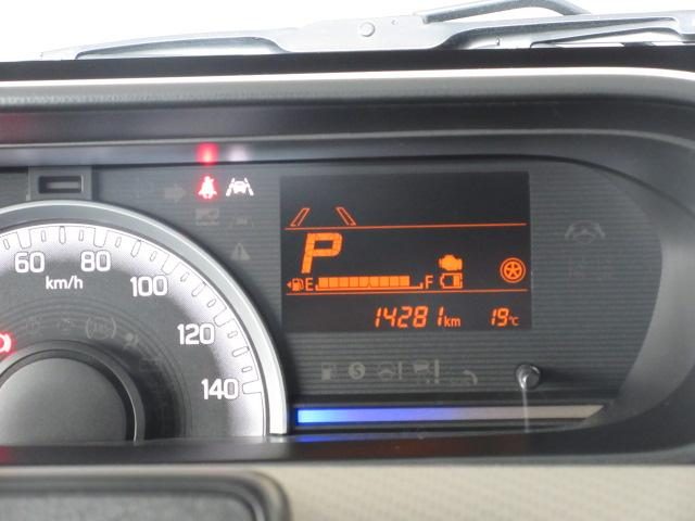 車両画像12