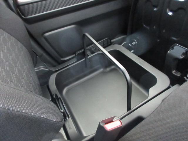 車両画像16