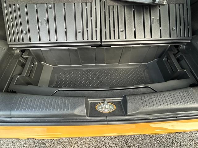 車両画像14