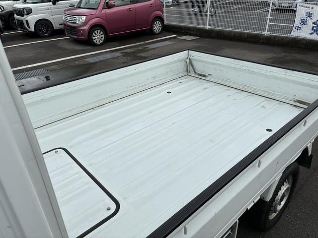 車両画像11